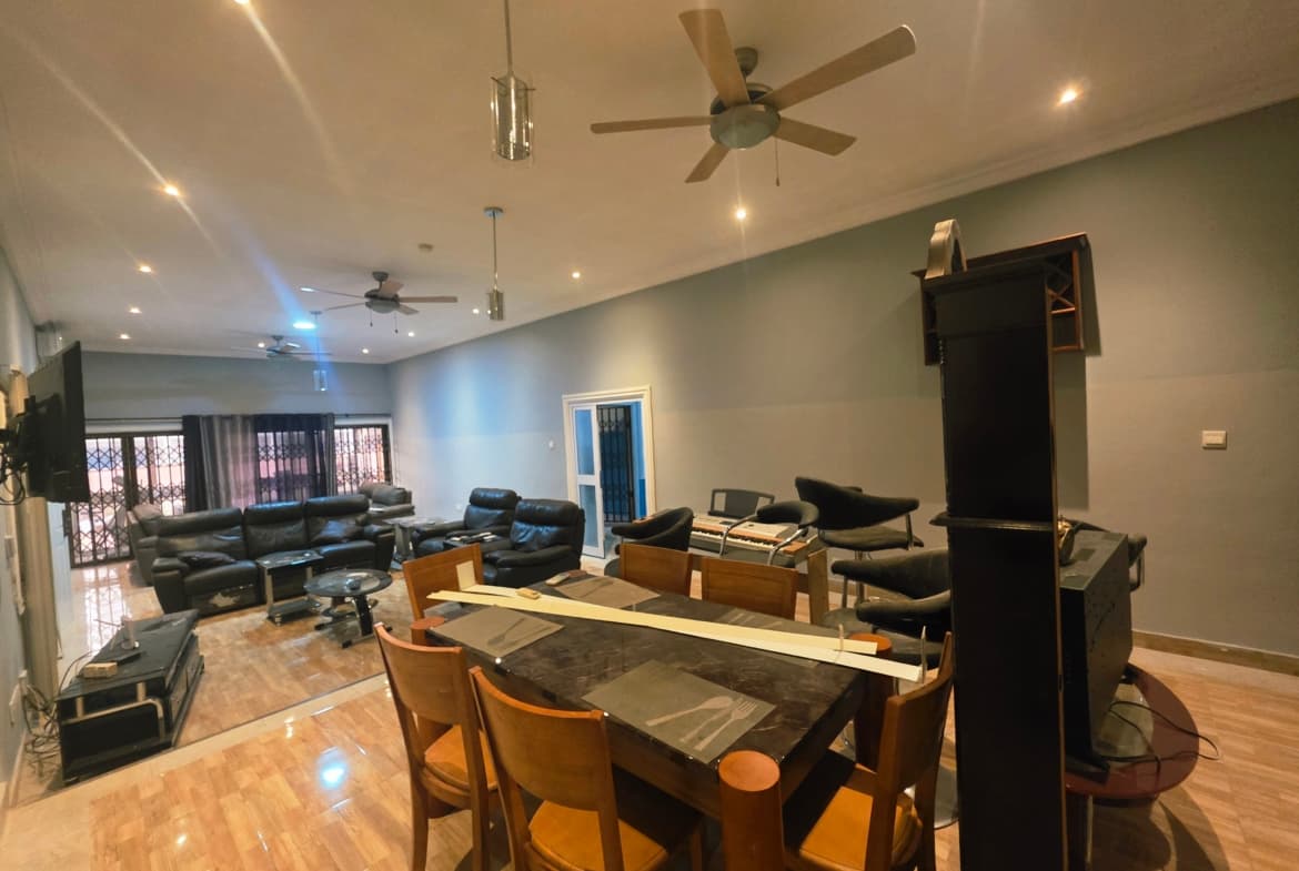 5 Bedroom House with a boys quarters and garage for sale at Spintex