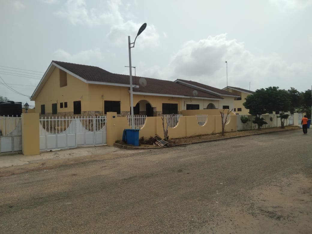 Deluxe 3 bedroom house at Devtraco Courts – Community 25, Tema